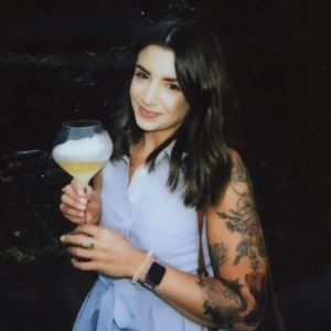 Meet your Posher, Jillian